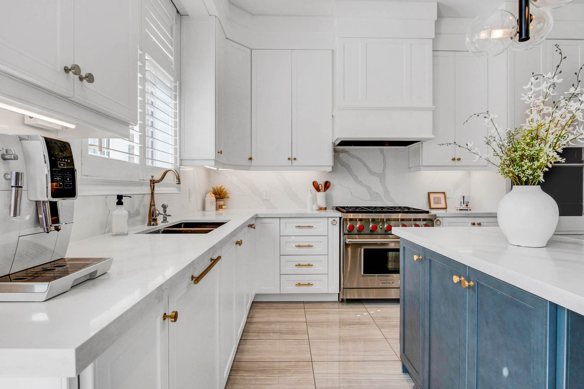 Professional real estate photography of a home in Vaughan by Grace Multimedia